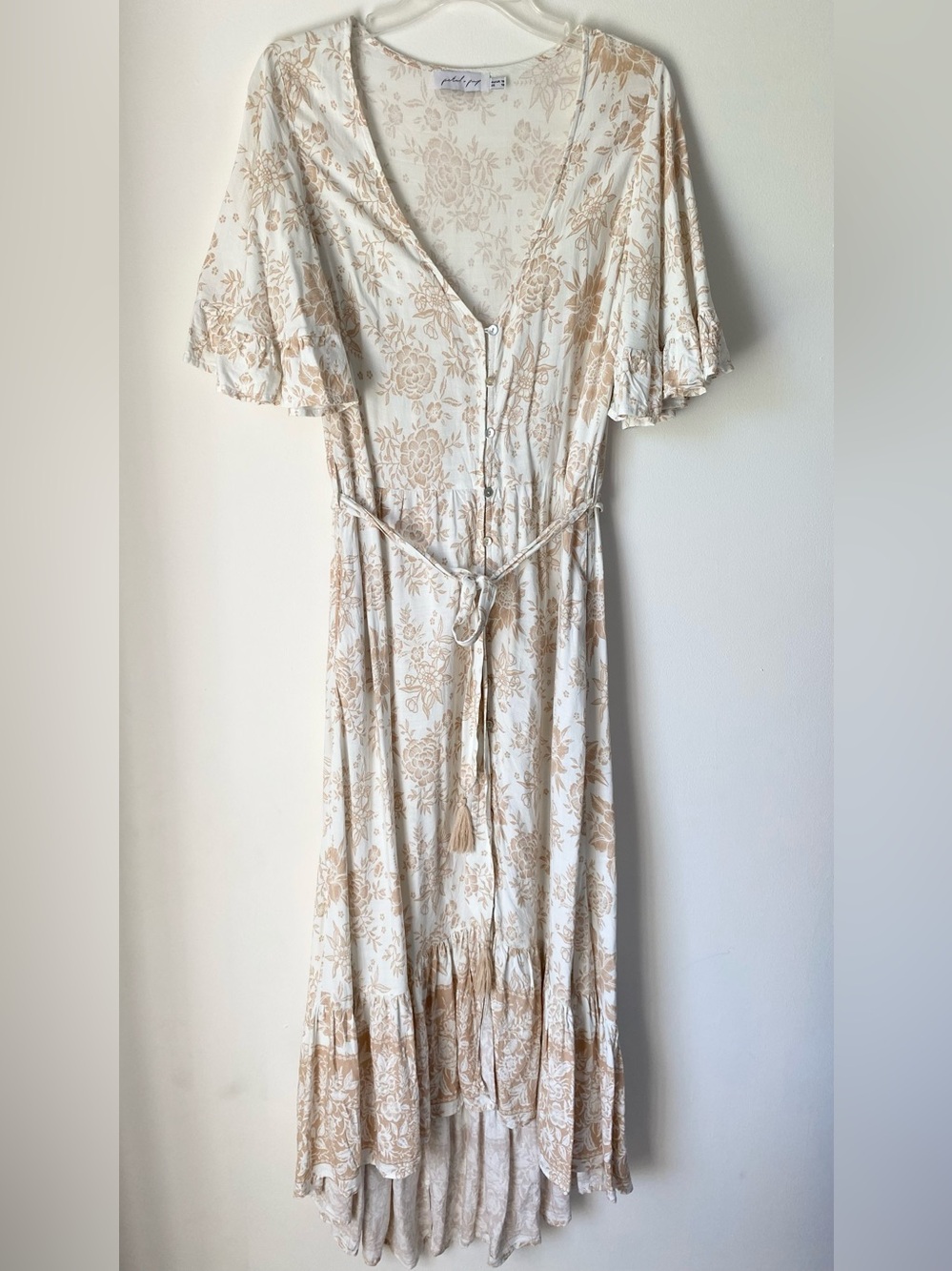 Petal & Pup Floret Floral High-Low Maxi Dress Cream Gold Tan Boho Size 12 - Picture 2 of 12